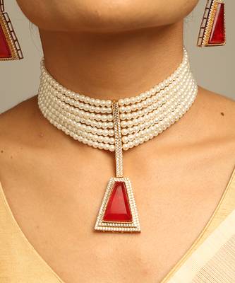 Geometric red statement choker 2