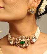 Emerald & kundan pearl choker