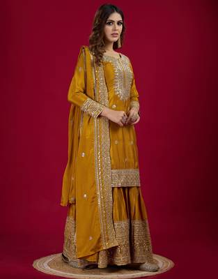 Women yellow sequins zari coding & thread embroidered work silk blend kurta set 4
