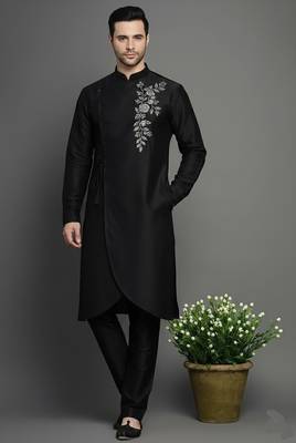 Black embroidered dupion silk kurta set 1