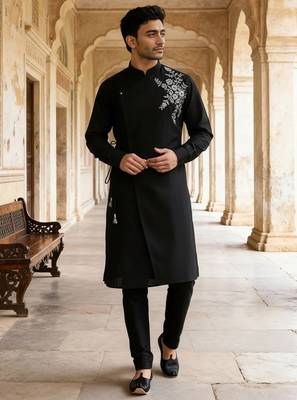Black embroidered cotton kurta set 1