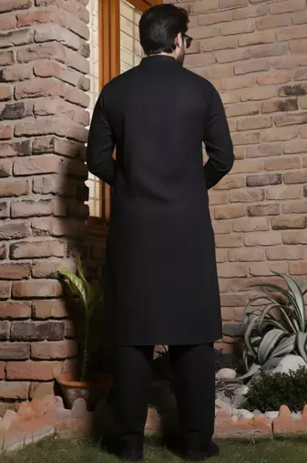 Black embroidered cotton kurta set