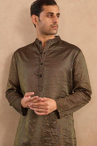 Black embroidered chanderi kurta