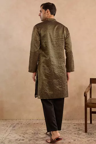 Black embroidered chanderi kurta