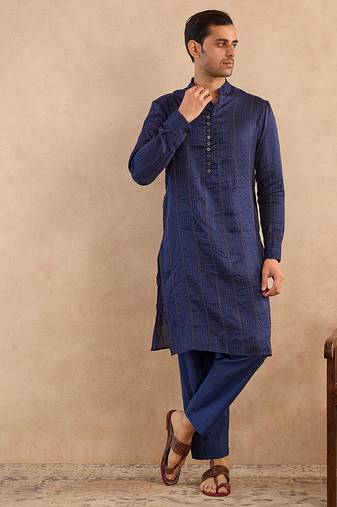 Blue embroidered silk kurta
