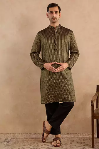 Black embroidered chanderi kurta set
