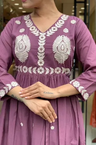 onion pink elegant embroidered pv chanderi pleated kurti set with dupatta