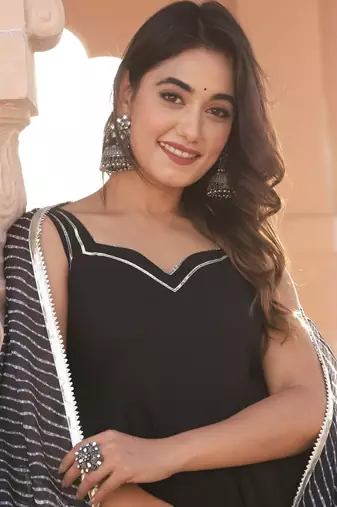 Lahariya black cotton sharara set