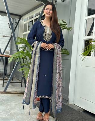 Blue women kurta pant dupatta set 1