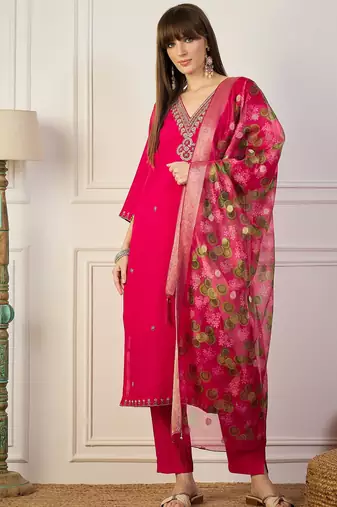 Pink women kurta pant dupatta set