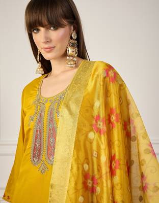 Yellow women kurta pant dupatta set 3