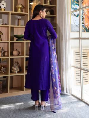 Purple women kurta pant dupatta set 3