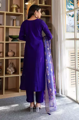Purple women kurta pant dupatta set