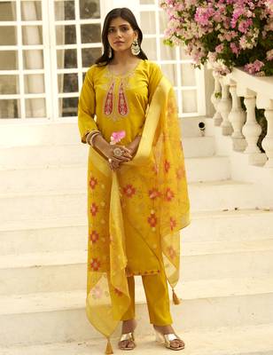 Yellow women kurta pant dupatta set 1
