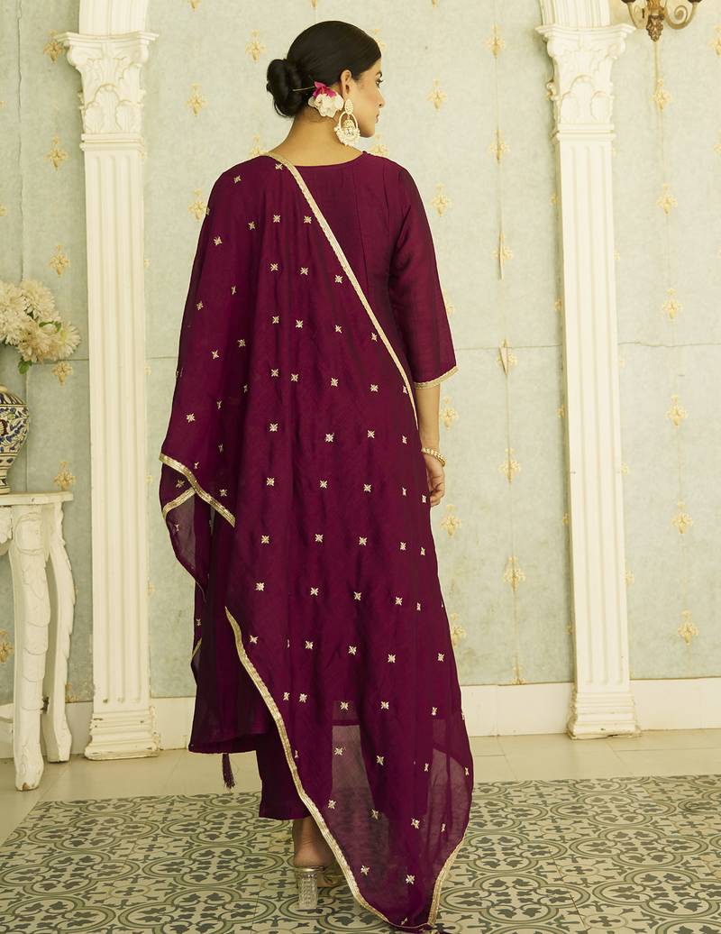 Purple women kurta pant dupatta set