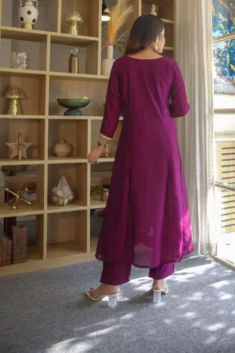 Purple women kurta pant dupatta set