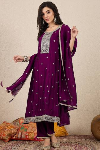 Purple women kurta pant dupatta set