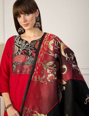Red women kurta pant dupatta set 3