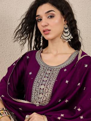 Purple women kurta pant dupatta set 3