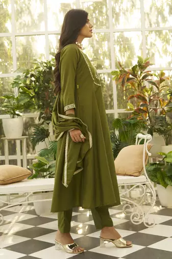 Green women kurta pant dupatta set