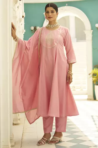 Pink women kurta pant dupatta set