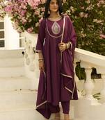 Purple women kurta pant dupatta set