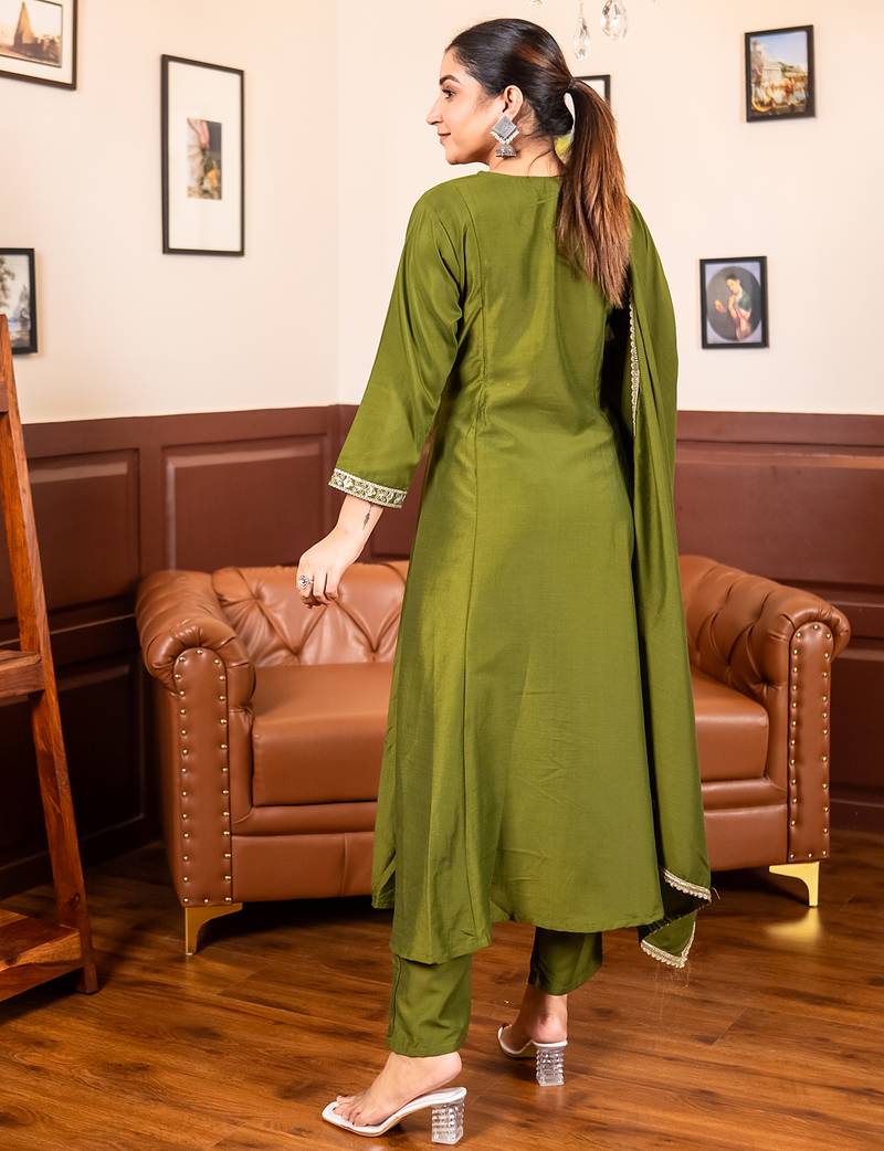 Green women kurta pant dupatta set