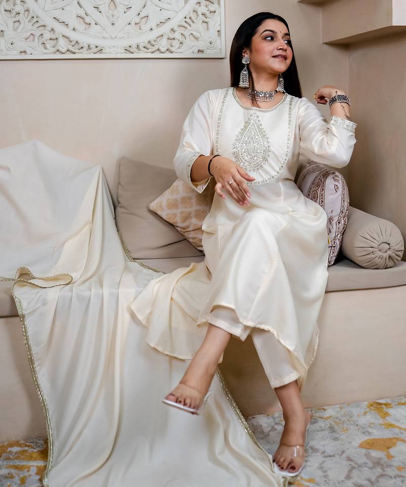 Beige women kurta pant dupatta set