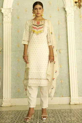 White women kurta pant dupatta set