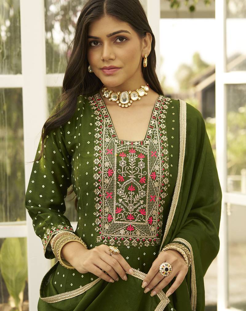 Green women kurta pant dupatta set