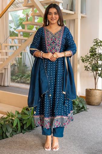 Blue women kurta pant dupatta set