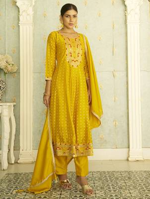Yellow women kurta pant dupatta set 1