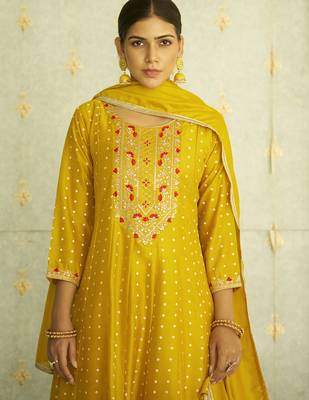 Yellow women kurta pant dupatta set 3