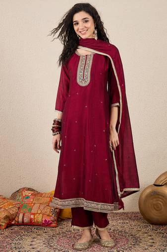 Maroon women kurta pant dupatta set