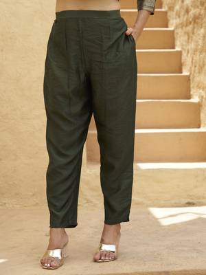 Green women kurta pant dupatta set 4