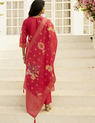 Pink women kurta pant dupatta set 2