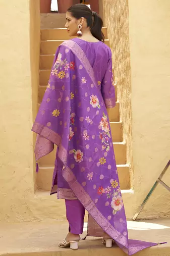 Purple women kurta pant dupatta set