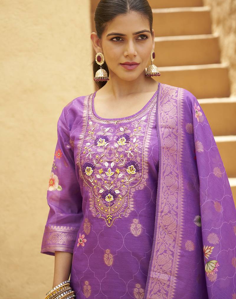 Purple women kurta pant dupatta set
