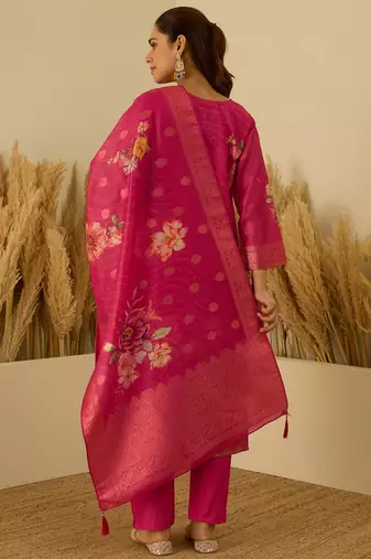Pink women kurta pant dupatta set