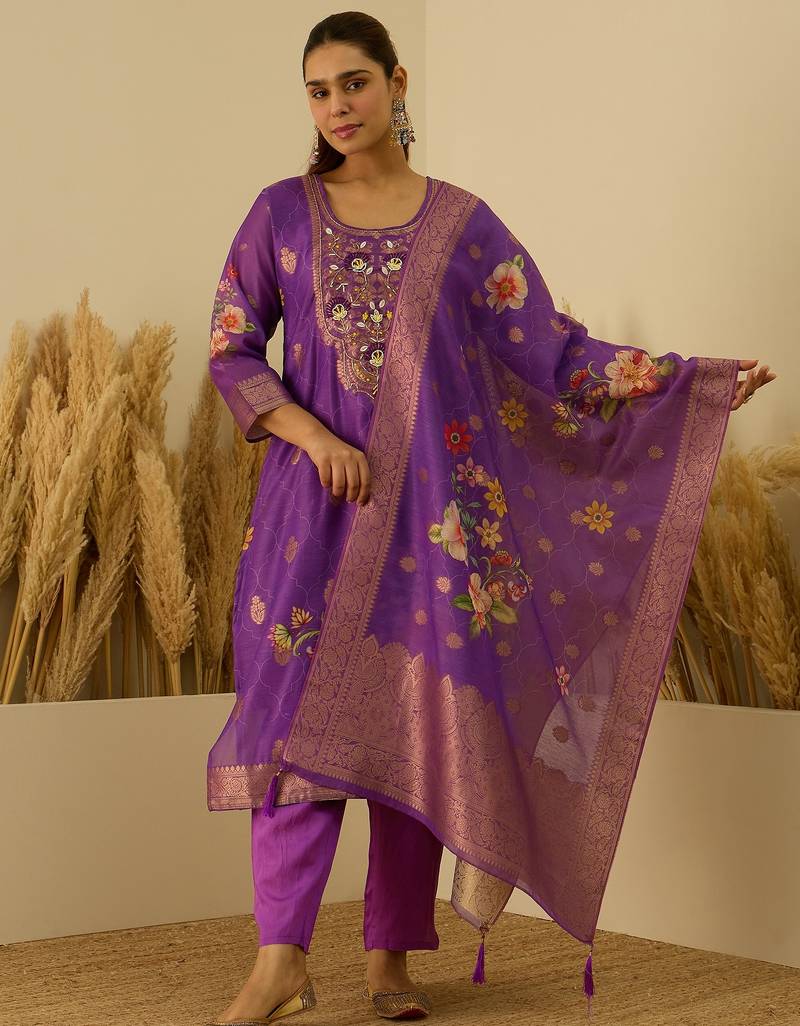 Purple women kurta pant dupatta set