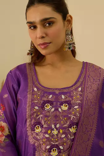 Purple women kurta pant dupatta set