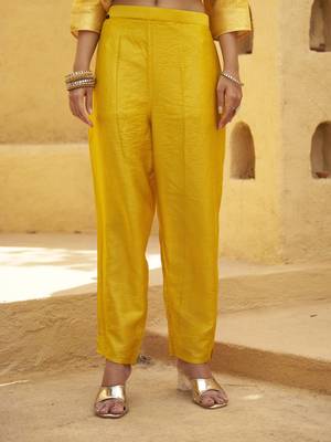 Yellow women kurta pant dupatta set 4
