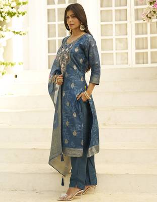 Blue women kurta pant dupatta set 1