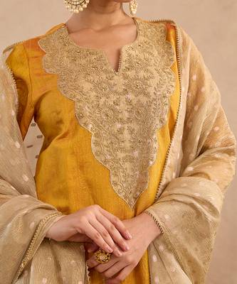 Yellow embroidered raw silk kurta set 2