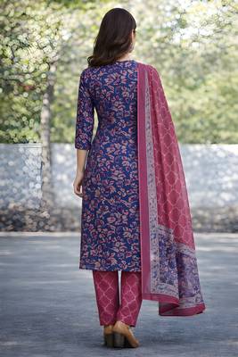 Floral Printed Cotton Mandarin Collar Straight Kurta With Trousers And Dupatta Set 2