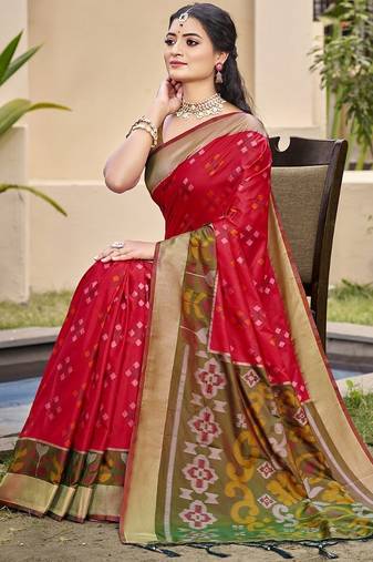 red silk saree with blouse piece