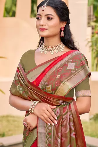 red silk saree with blouse piece