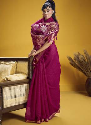 rani pink pure munga silk blend handloom weaving saree 2