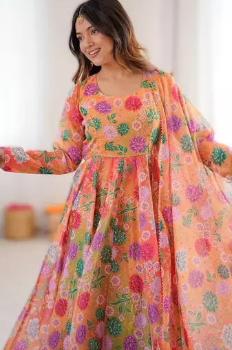 multipresenting sunkissed floral print suit