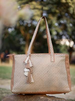 Anekaant earth edit beige jacquard geometric tote bag 3